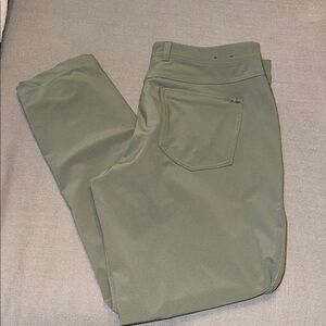 Mizzen+Main Sage Green Golf Pants